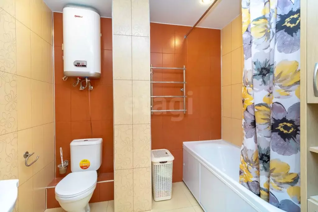 2-к кв. Тюменская область, Тюмень Заречный проезд, 39Ак1 (63.2 м) - Фото 1