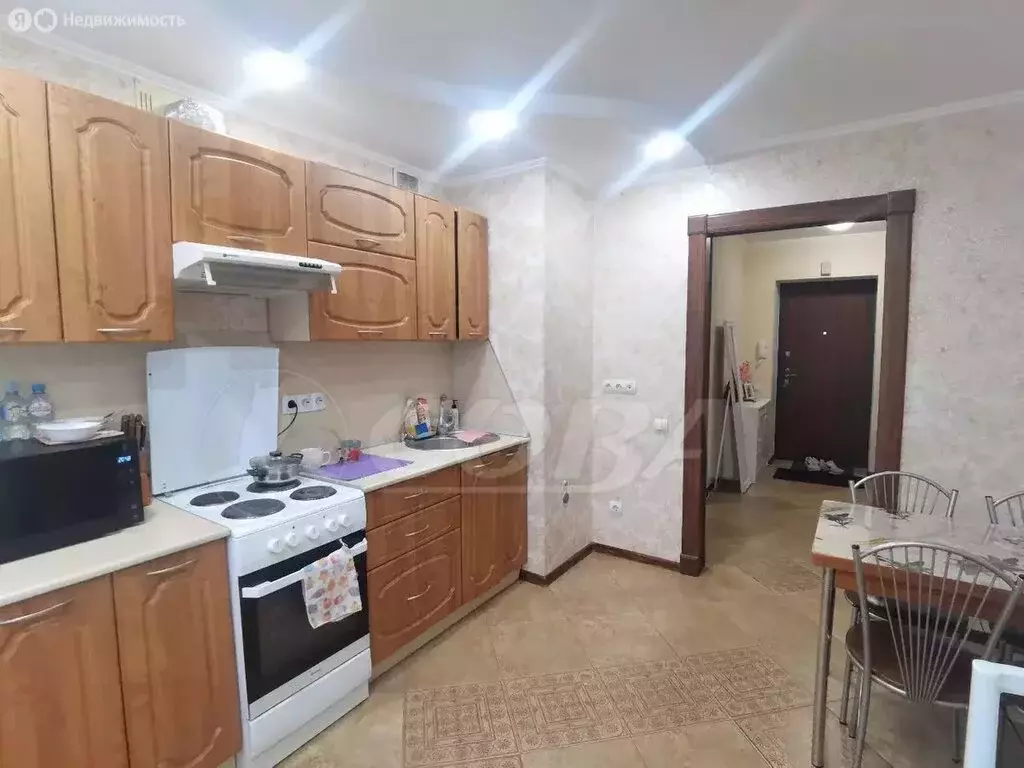2-комнатная квартира: Тюмень, улица Ю.-Р.Г. Эрвье, 24к4 (54.8 м) - Фото 1