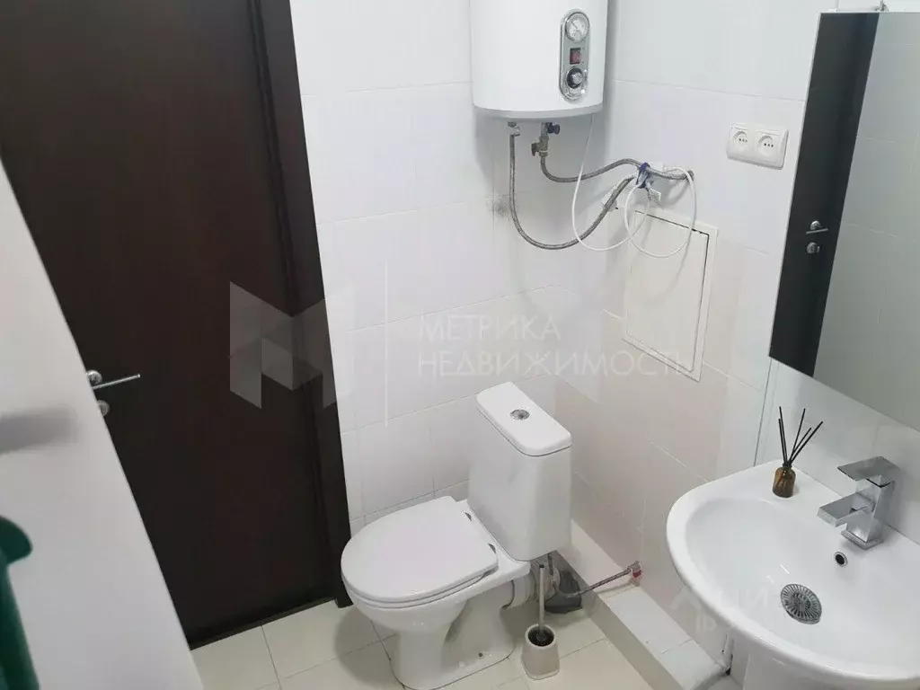 2-к кв. Тюменская область, Тюмень ул. Котовского, 10 (51.0 м) - Фото 1