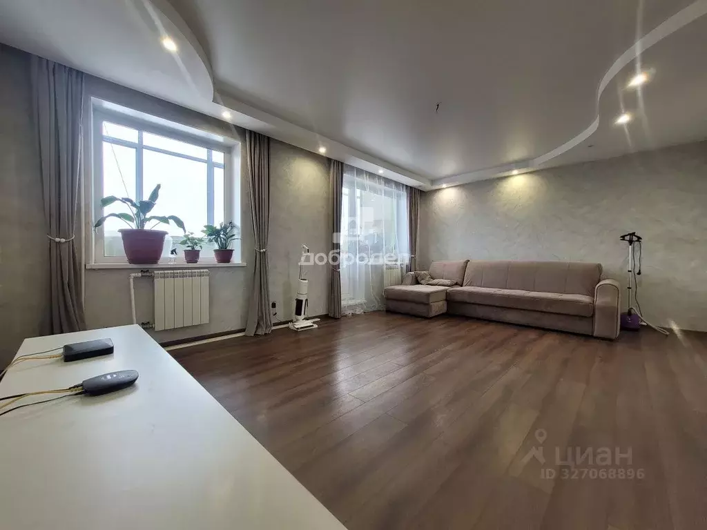 2-к кв. Свердловская область, Екатеринбург ул. Красных Командиров, 106 ... - Фото 2