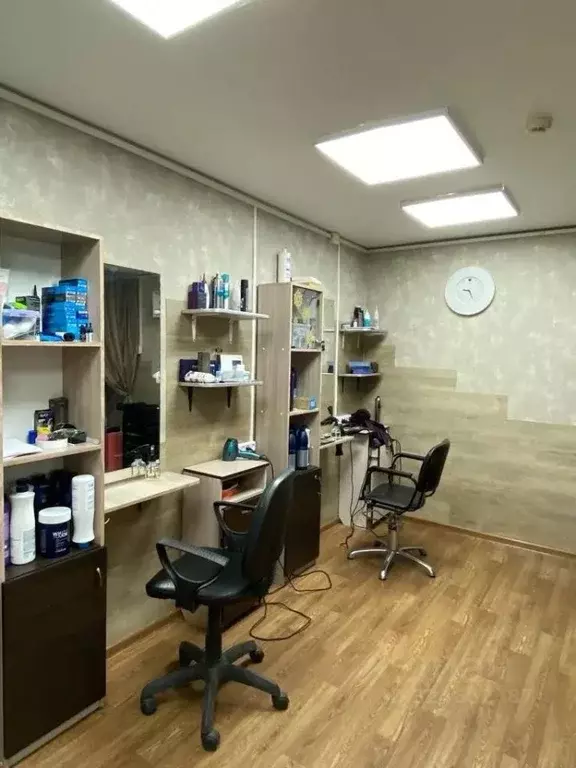 Помещение свободного назначения в Иркутская область, Братск ул. ... - Фото 2