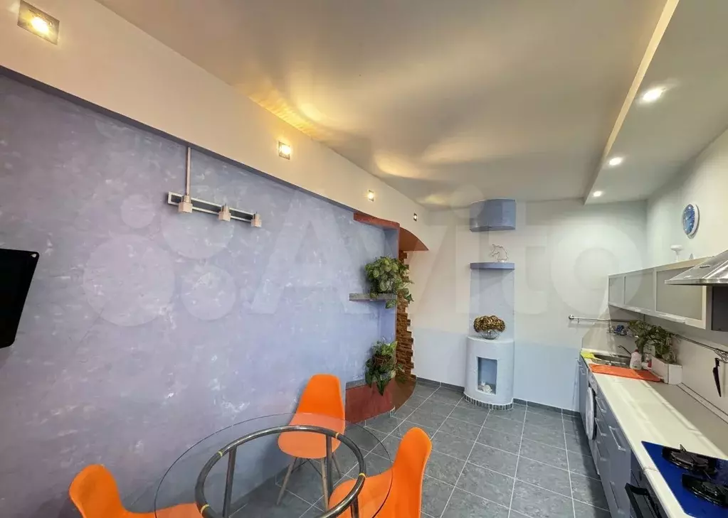3-к. квартира, 87 м, 5/5 эт. - Фото 1