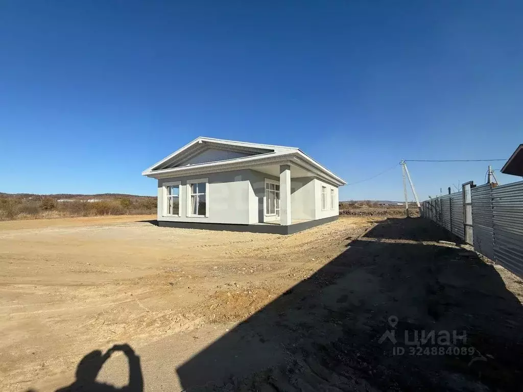 Дом в Амурская область, Благовещенск ул. Ромашковая, 53/2 (177 м) - Фото 1