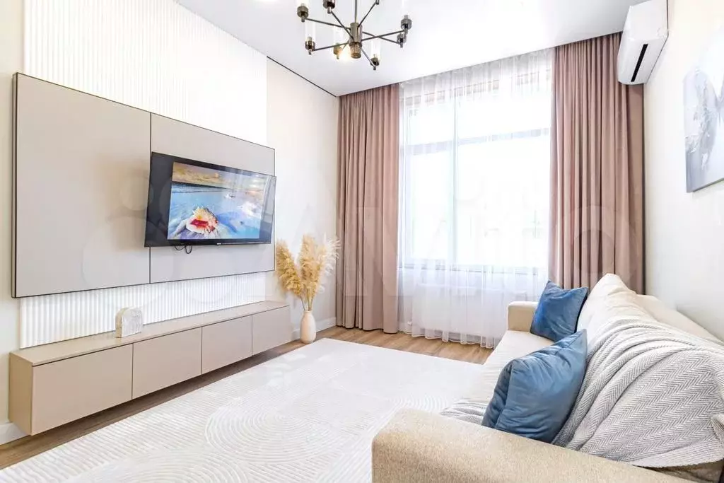 2-к. квартира, 55 м, 6/13 эт. - Фото 0