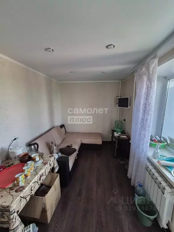 Комната Омская область, Омск ул. Суровцева, 104 (13.8 м) - Фото 0