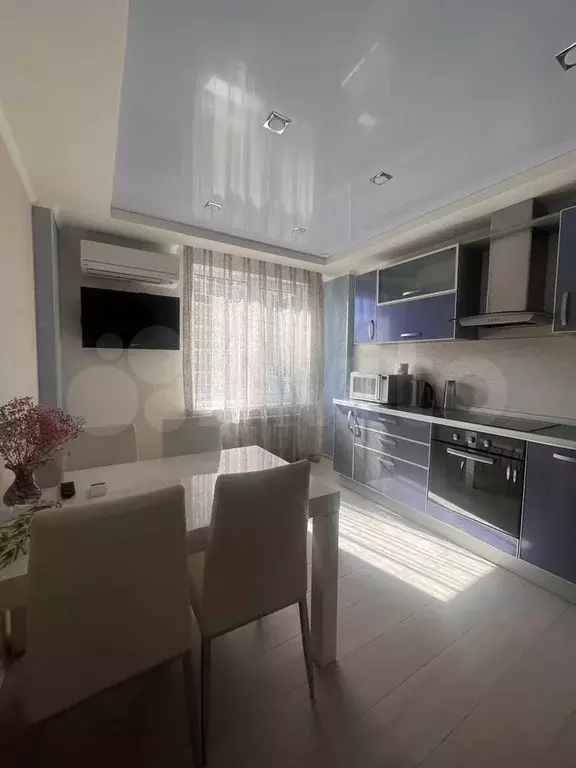 2-к. квартира, 75 м, 8/17 эт. - Фото 0