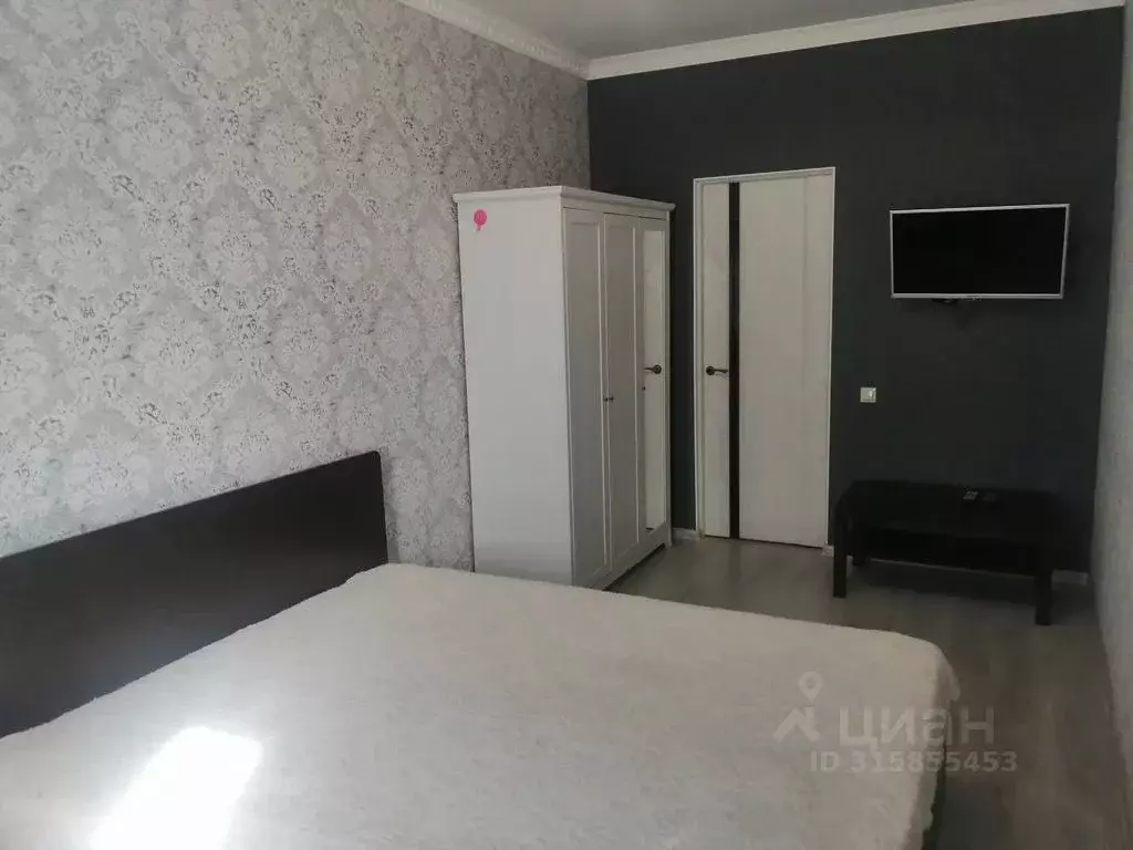 1-к кв. Ставропольский край, Пятигорск ул. Власова, 19 (40.0 м) - Фото 1