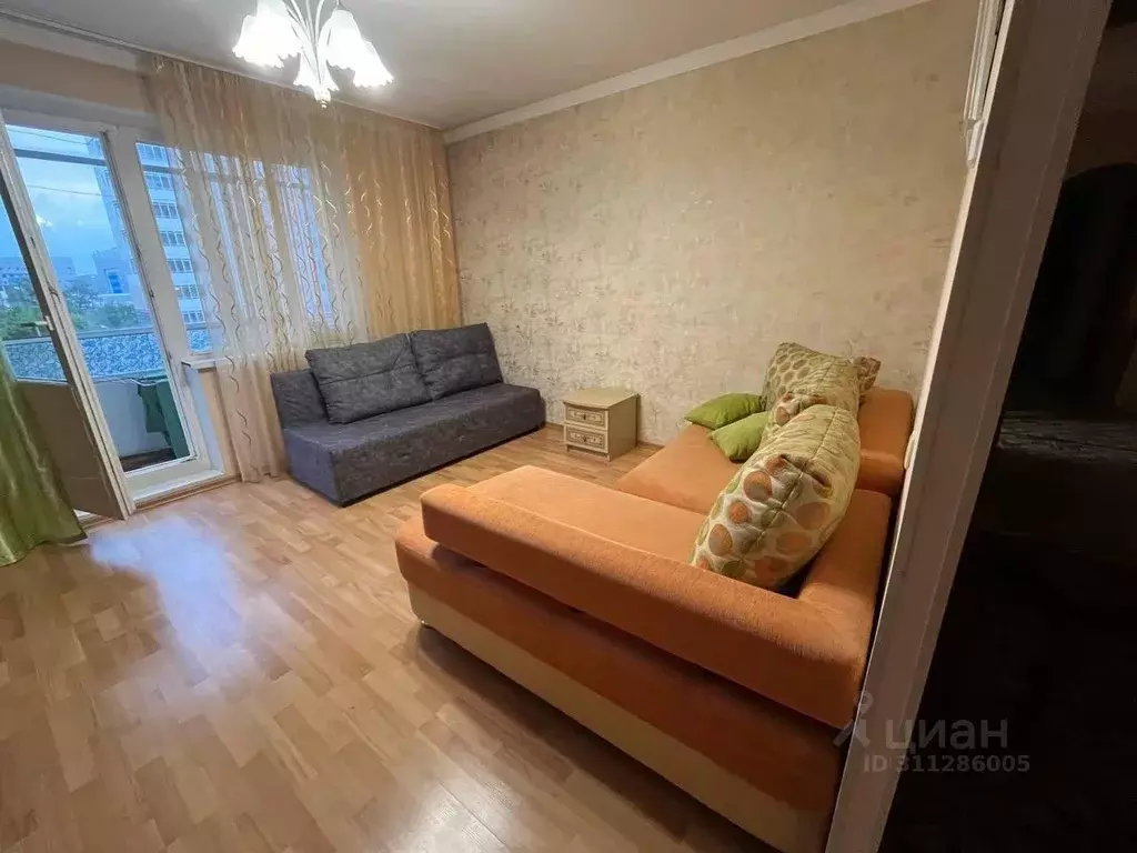 1-к кв. Красноярский край, Красноярск ул. 3 Августа, 22 (55.0 м) - Фото 0