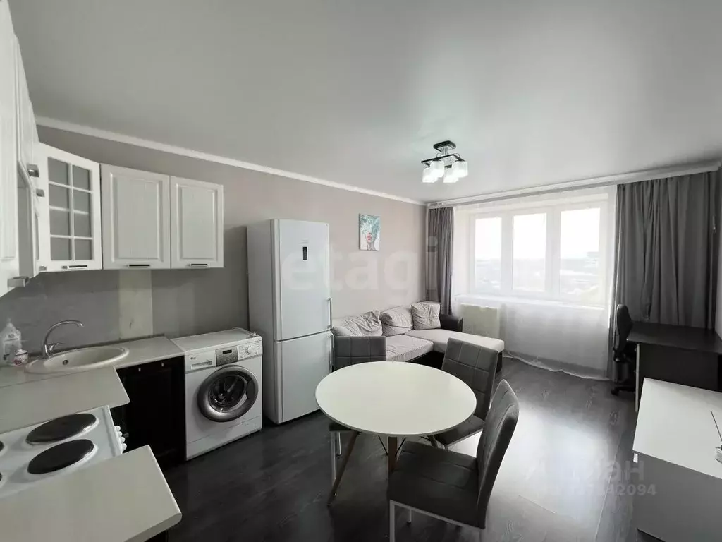 1-к кв. Тюменская область, Тюмень Малая Боровская ул., 28 (40.0 м) - Фото 1