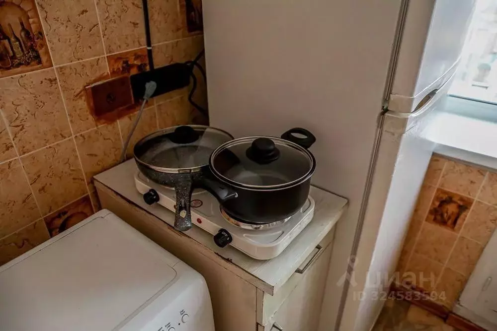 2-к кв. Приморский край, Владивосток Нерчинская ул., 23 (46.4 м) - Фото 2