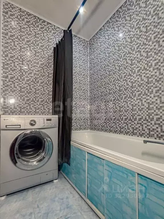 2-к кв. Псковская область, Псков ул. Генерала Маргелова, 19 (67.0 м) - Фото 1