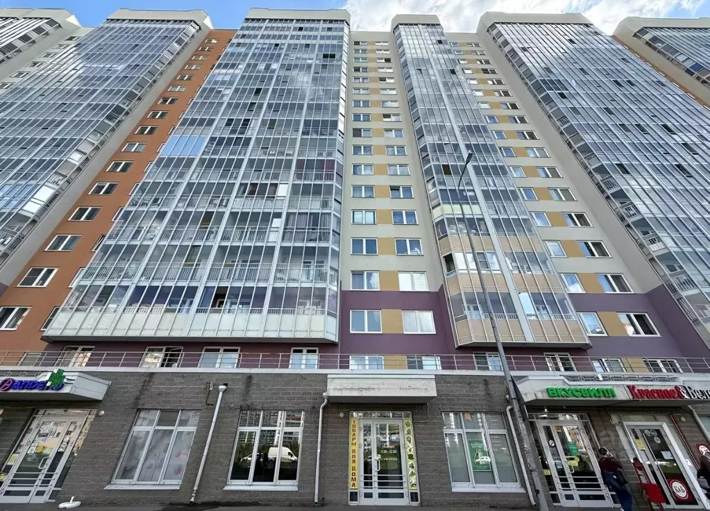 Помещение свободного назначения в Ленинградская область, Мурино ... - Фото 1