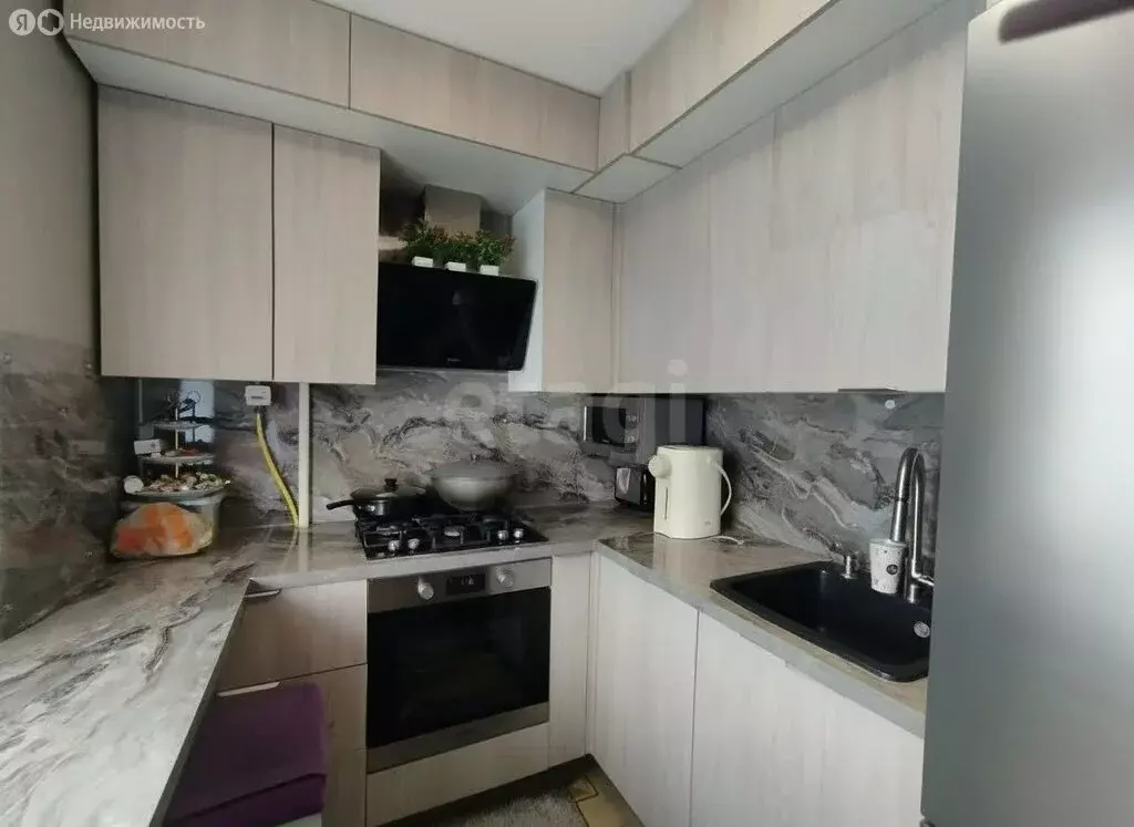 3-комнатная квартира: Дмитров, микрорайон имени А.М. Маркова, 35 (59.7 ... - Фото 2