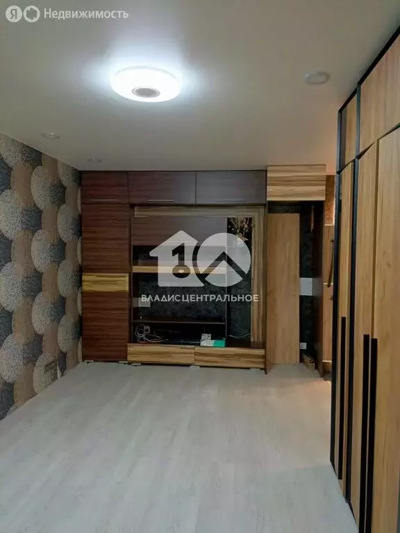 1-комнатная квартира: Бердск, улица Ленина, 87 (32 м) - Фото 0