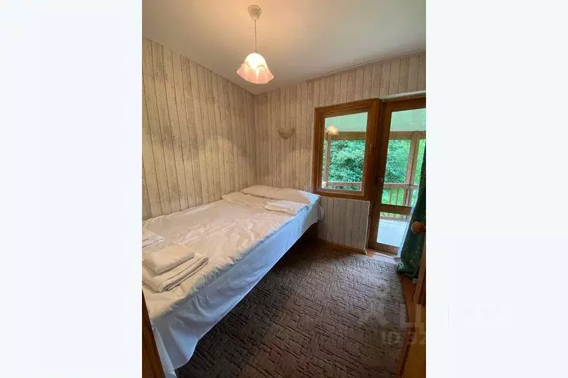 Дом в Алтай, Майминский район, Усть-Мунинское с/пос, пос. Барангол ул. ... - Фото 1