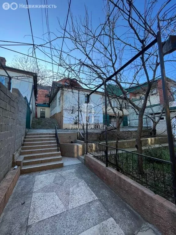 Участок в Махачкала, улица Ахмедхана Абу-Бакара, 24 (4.5 м) - Фото 0