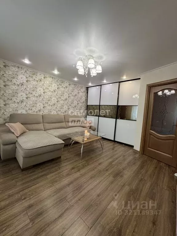 3-к кв. Вологодская область, Череповец Олимпийская ул., 13 (65.0 м) - Фото 1
