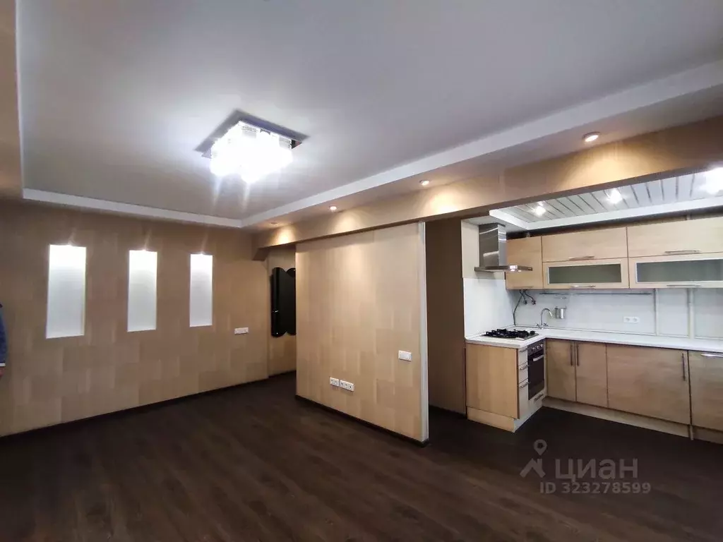 3-к кв. Волгоградская область, Волгоград ул. Козака, 5 (59.1 м) - Фото 1