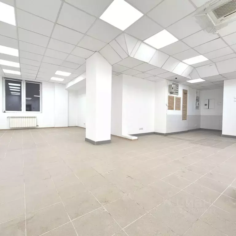 Помещение свободного назначения в Санкт-Петербург Комендантский ... - Фото 1