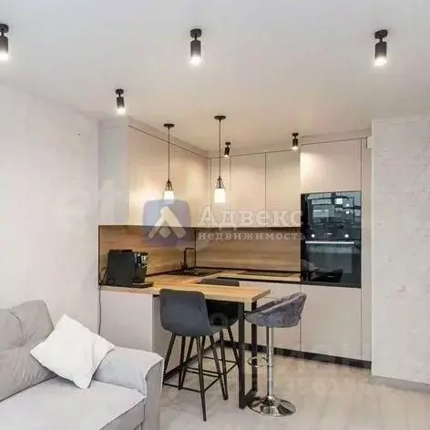 2-к кв. Тюменская область, Тюмень ул. Первооткрывателей, 2 (72.1 м) - Фото 1