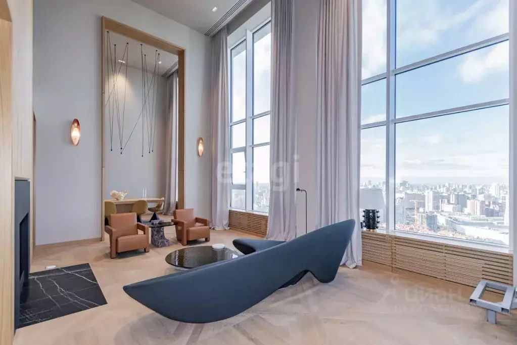 3-к кв. Свердловская область, Екатеринбург ул. Ткачей, 17 (172.5 м) - Фото 2