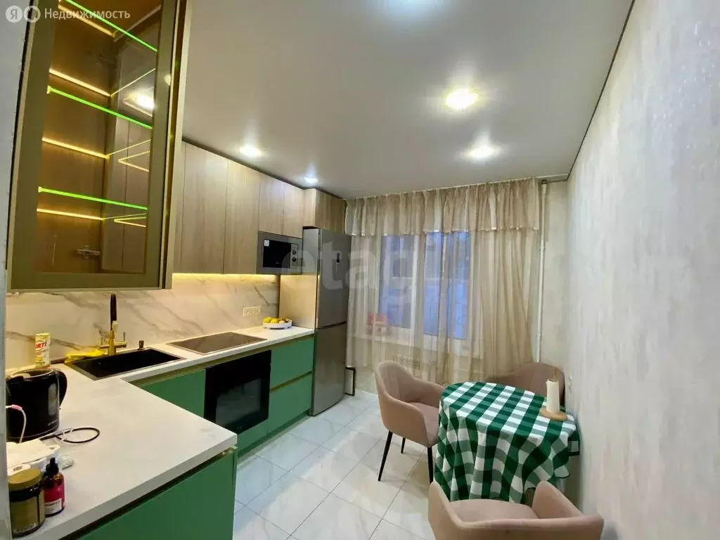 2-комнатная квартира: Ачинск, 9-й микрорайон, 12 (54 м) - Фото 2