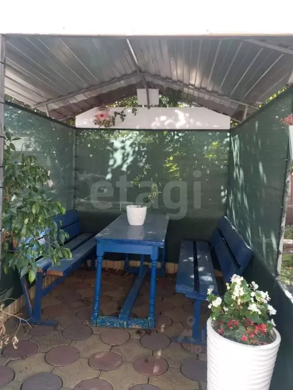 Дом в Ставропольский край, Изобильный ул. Доватора, 200 (75 м) - Фото 1