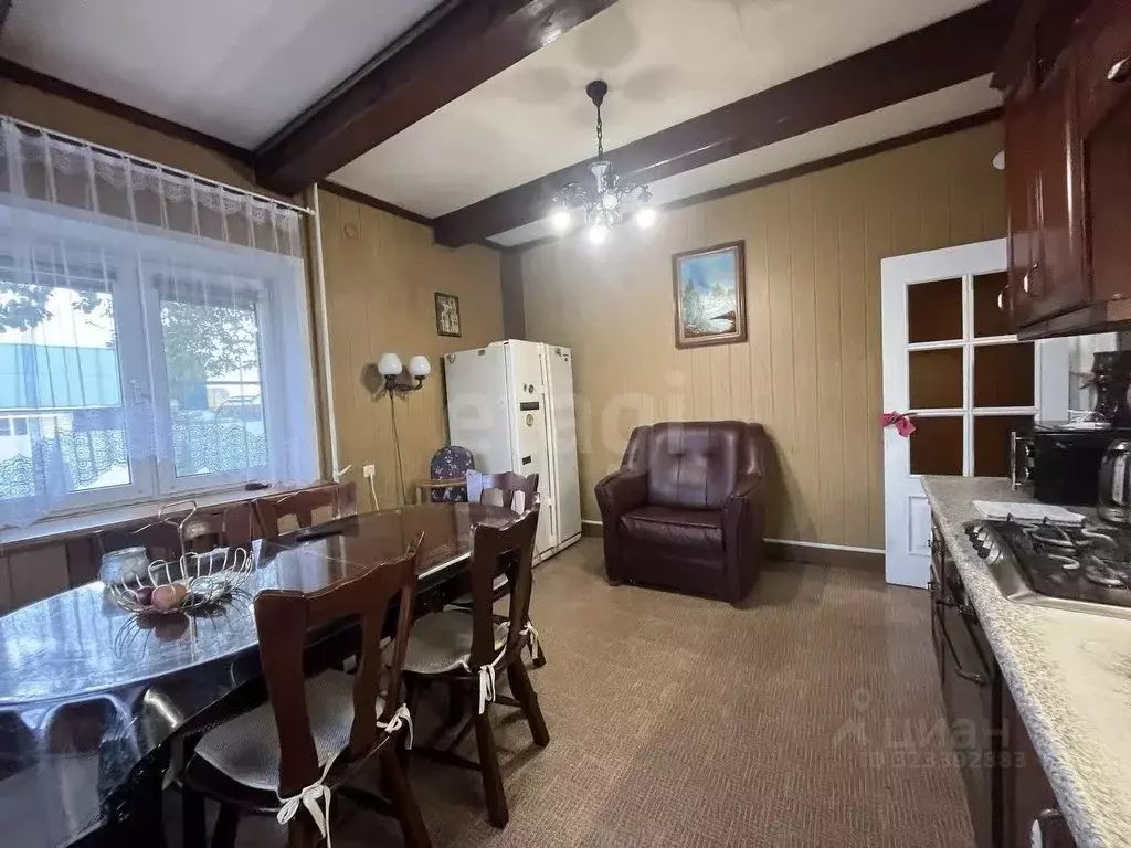 Дом в Курская область, Курск ул. Ильича, 96 (100 м) - Фото 1