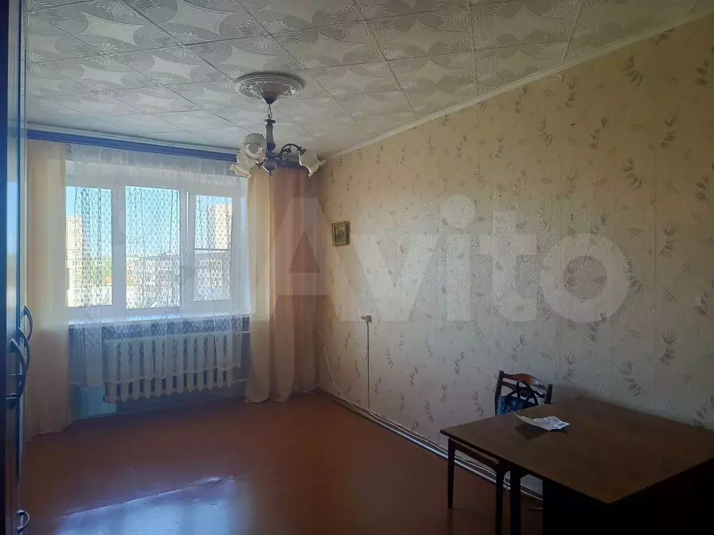 Комната 18 м в 4-к., 5/5 эт. - Фото 0