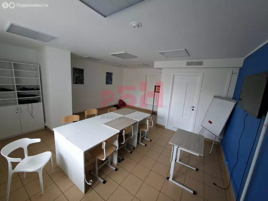 Офис (386 м) - Фото 1