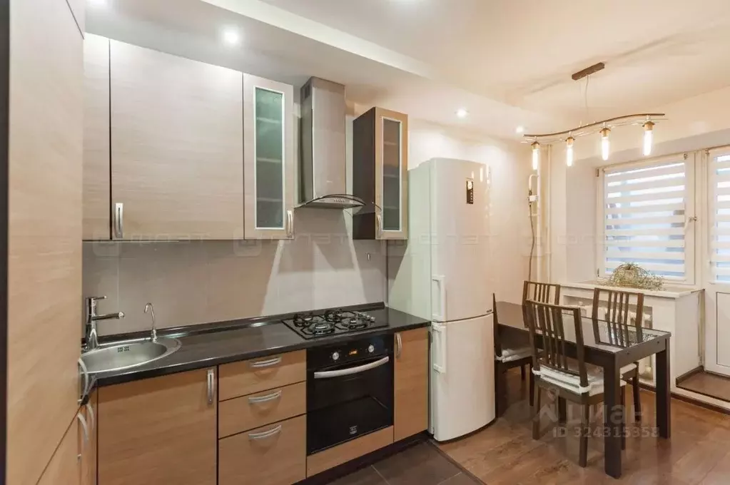 1-к кв. Татарстан, Казань ул. Гарифа Ахунова, 14 (51.3 м) - Фото 0