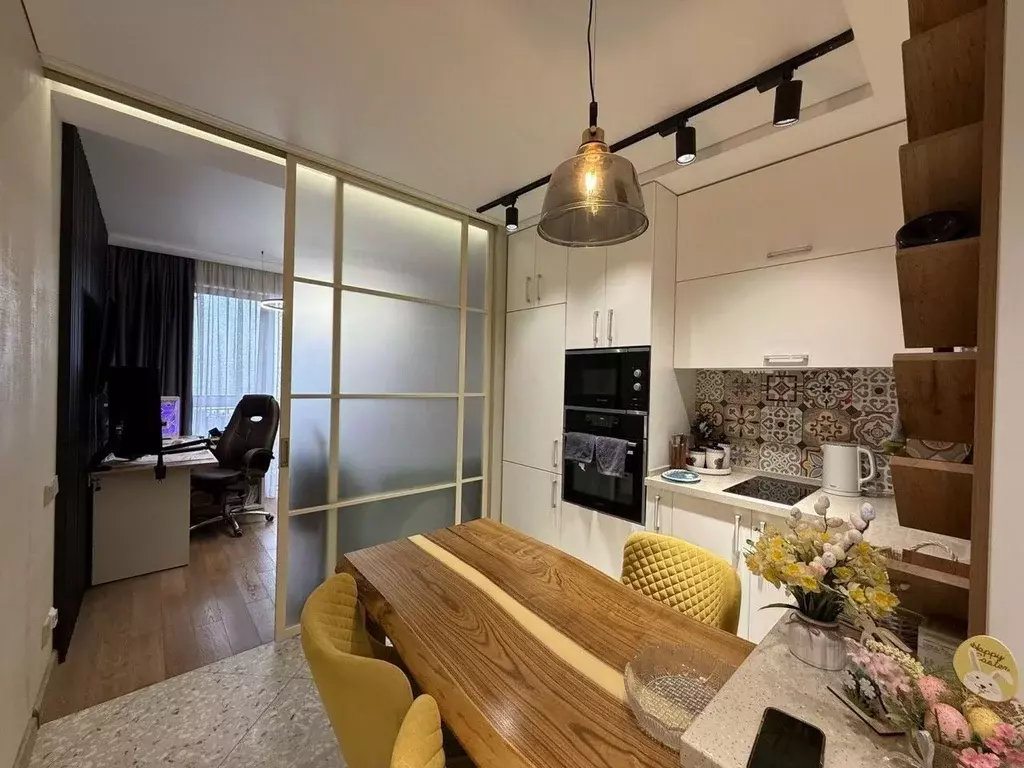 2-к кв. Крым, Ялта муниципальный округ, Виноградное пгт ш. ... - Фото 1