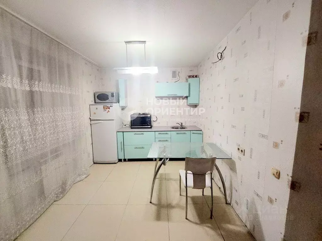 Студия Свердловская область, Арамиль ул. Космонавтов, 11 (27.1 м) - Фото 1