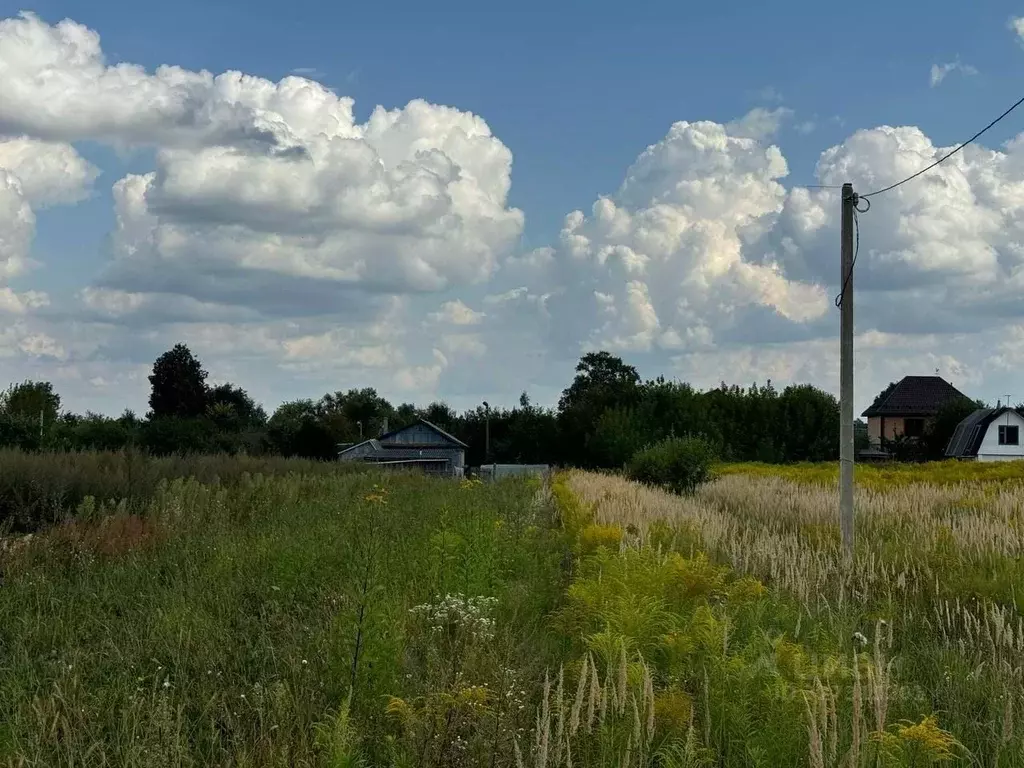 Участок в Калужская область, Калуга городской округ, д. Тинино ул. ... - Фото 1