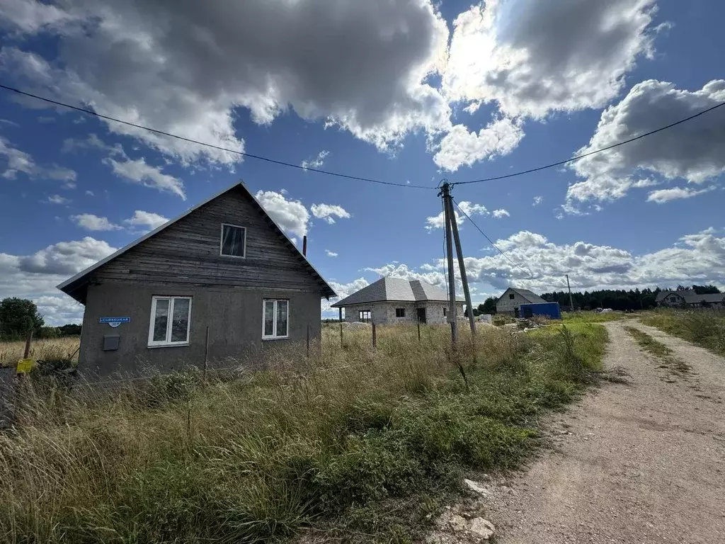 Дом в Псковская область, Печорский муниципальный округ, д. Новые ... - Фото 1