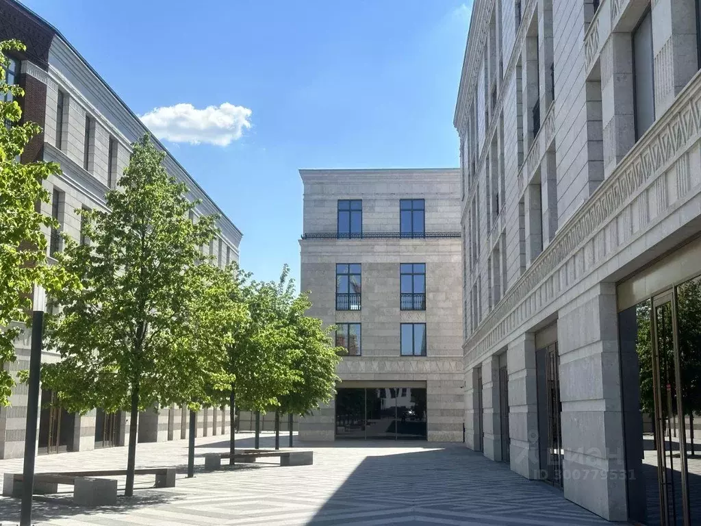 Квартира, 4 комнаты, 183.4 м - Фото 1