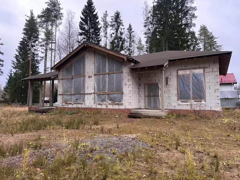 Коттедж в Ленинградская область, Выборгский район, пос. Первомайское, ... - Фото 1