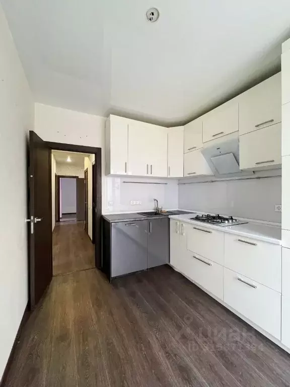 3-к кв. Волгоградская область, Волгоград ул. Солнечникова, 17 (65.0 м) - Фото 1