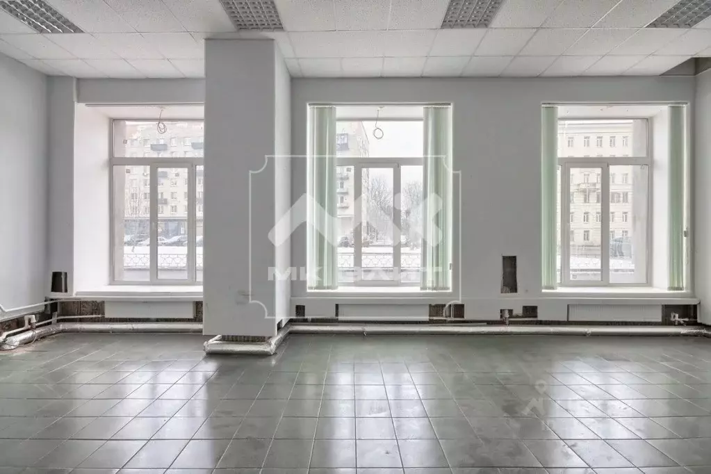 Помещение свободного назначения в Санкт-Петербург ул. Шкиперский ... - Фото 1