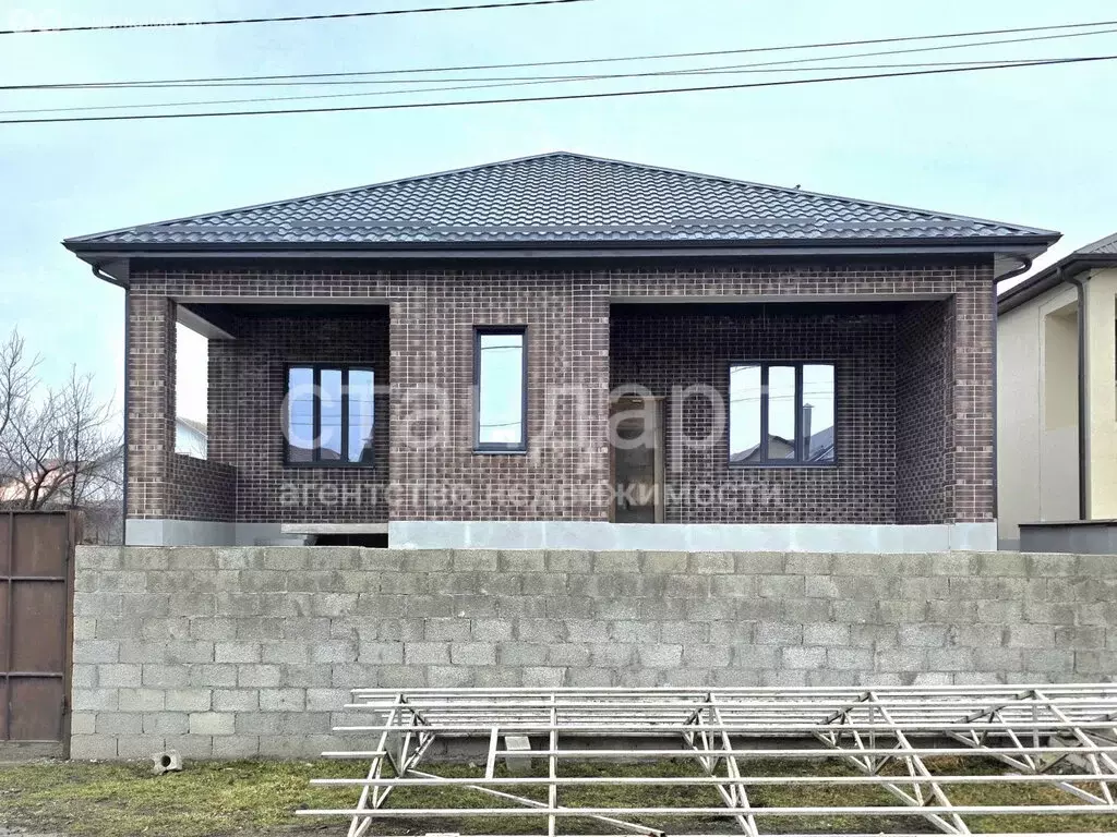 Дом в станица Ессентукская, Цветочная улица (238.8 м) - Фото 2