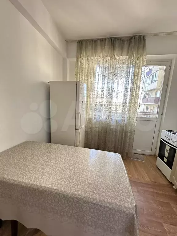 1-к. квартира, 40 м, 4/10 эт. - Фото 0