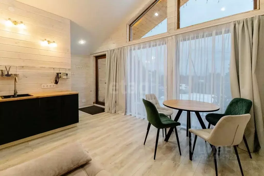 Дом в Свердловская область, Заречный ул. Ленина (62 м) - Фото 1