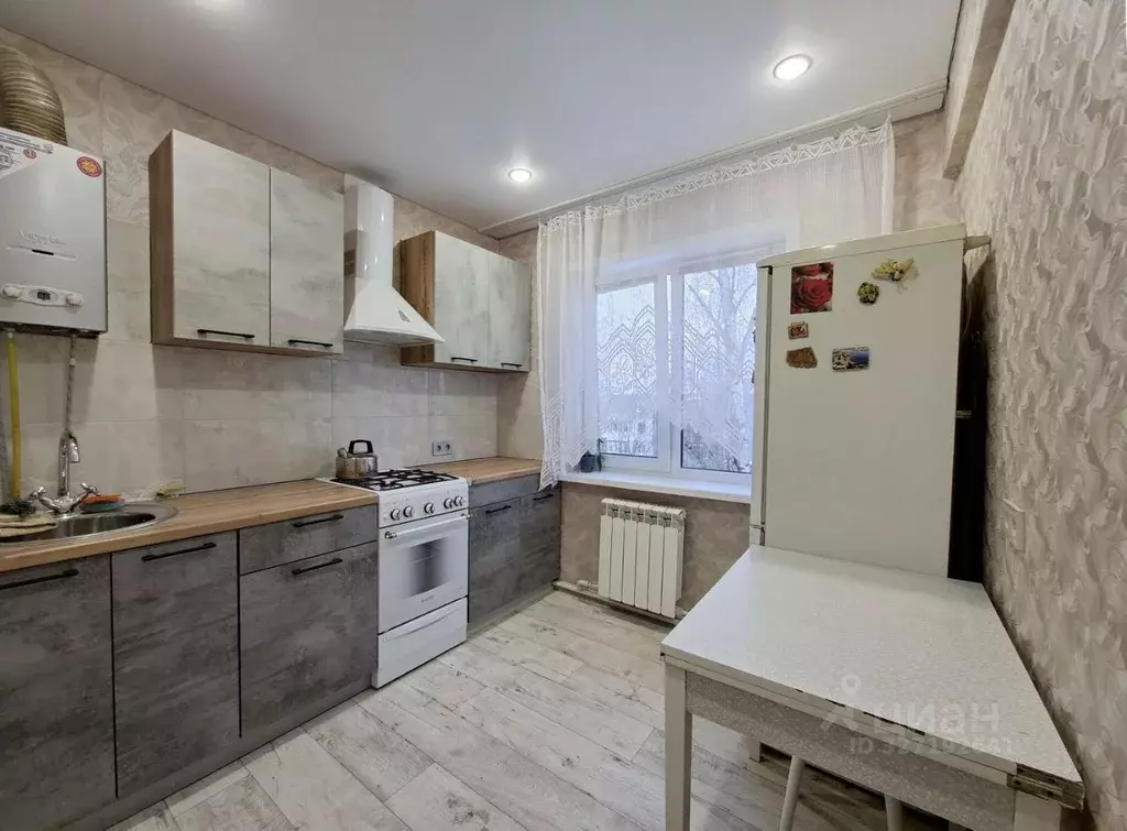 2-к кв. Брянская область, Брянск ул. Брянской Пролетарской Дивизии, 1А ... - Фото 1