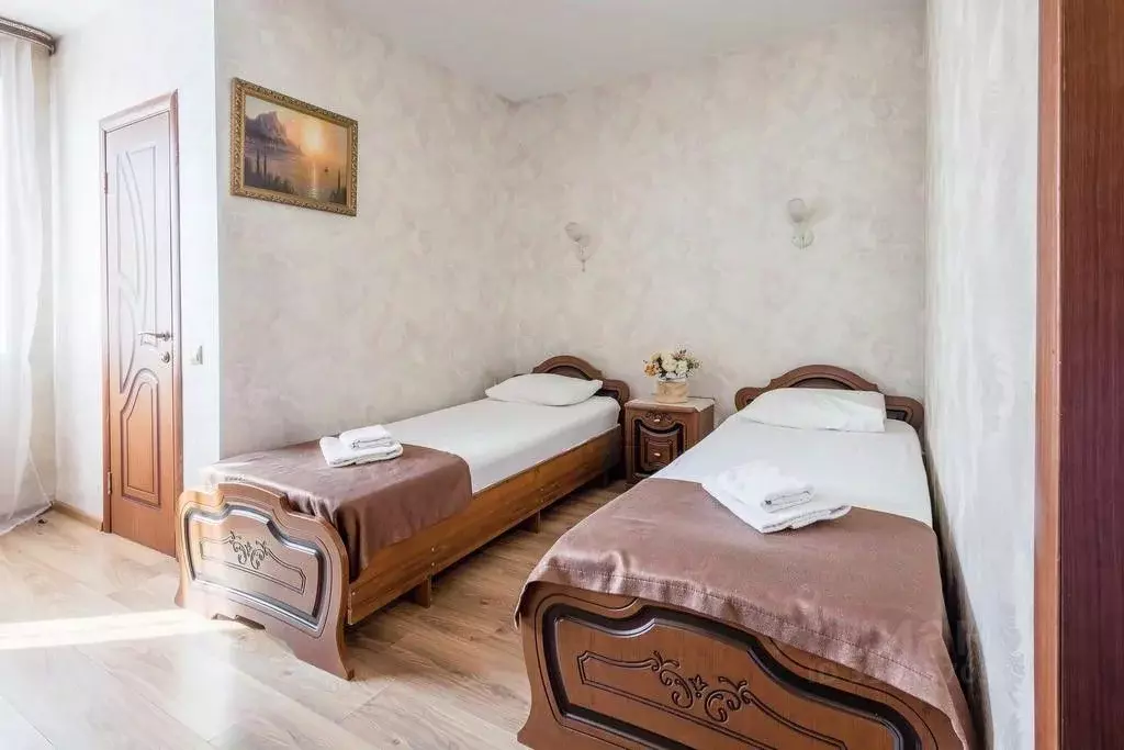 Комната Краснодарский край, Сочи ул. Ленина, 56 (16.0 м) - Фото 0