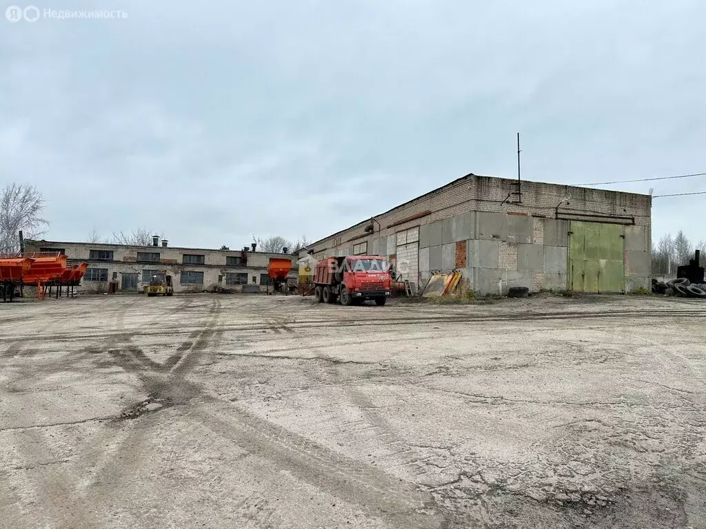 Помещение свободного назначения (4100 м) - Фото 1