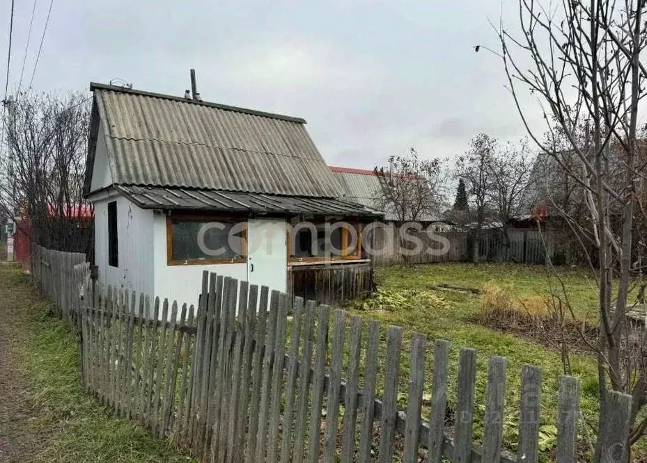 Дом в Тюменская область, Тюмень Зауралец СНТ, ул. Энергетиков (20 м) - Фото 0