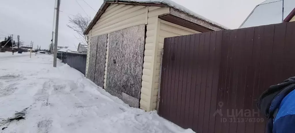 Дом в Омская область, Омский район, с. Усть-Заостровка ул. Мира (107 ... - Фото 1