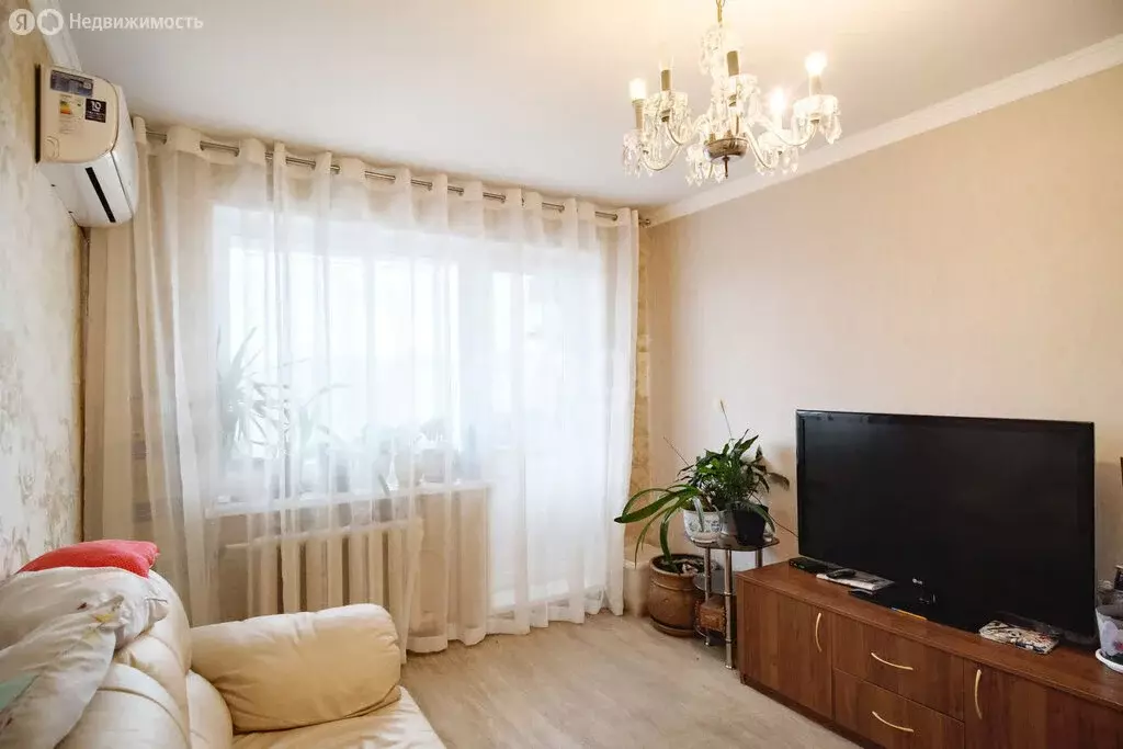 2-комнатная квартира: Комсомольск-на-Амуре, Интернациональный ... - Фото 0