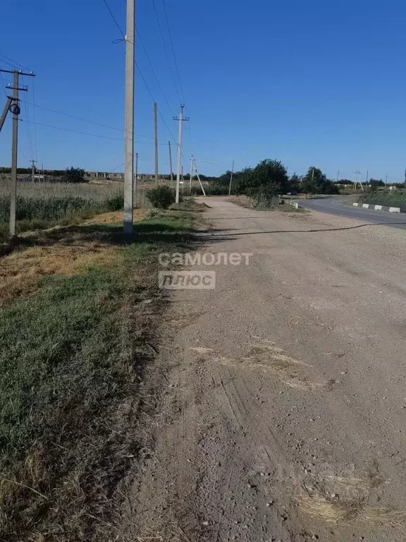 Участок в Крым, Ленинский район, с. Приозерное ул. Школьная (7.5 сот.) - Фото 1