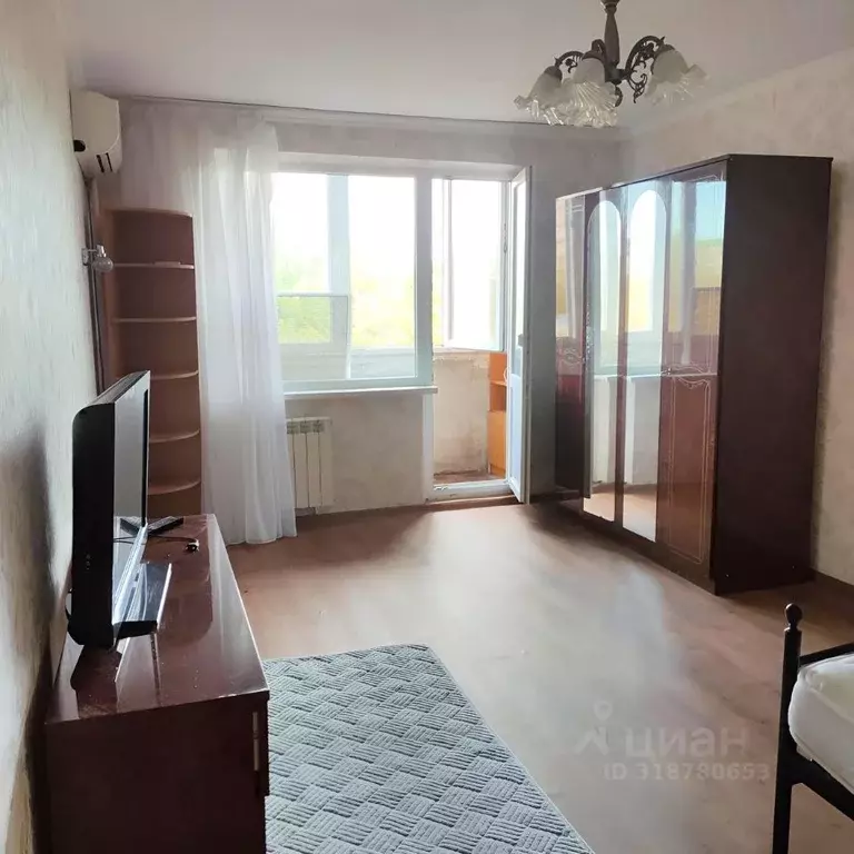 2-к кв. Краснодарский край, Краснодар Комсомольский мкр, ул. 30-й ... - Фото 0